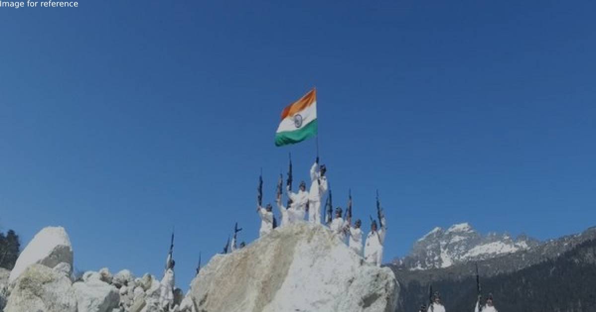 ITBP troops hoist tricolour at borders in Himachal Pradesh